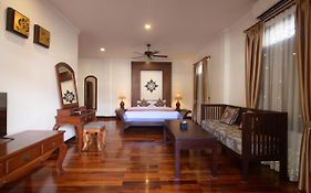 Lux Hotel