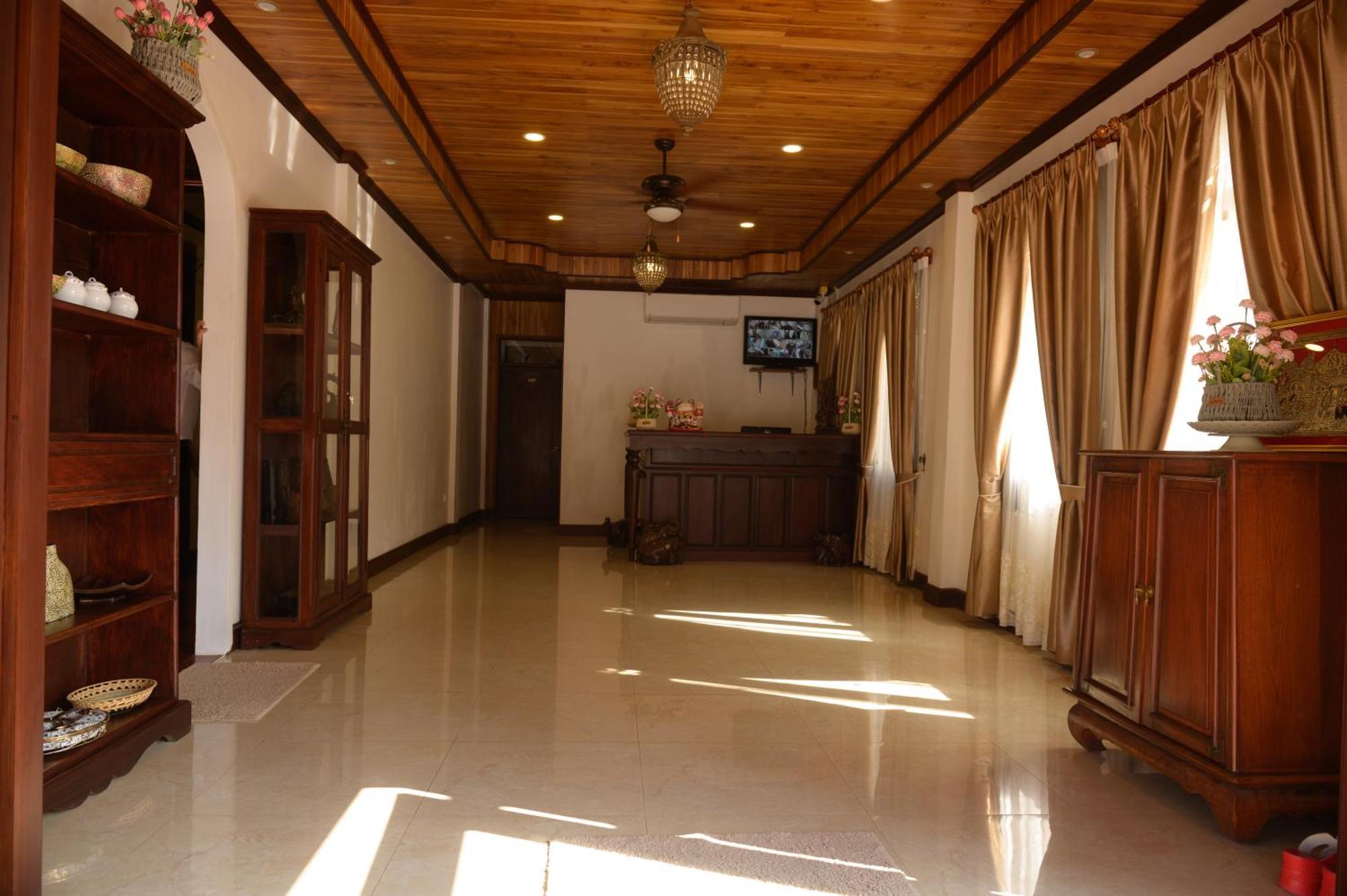 Lux Hotel Luang Prabang Exterior photo