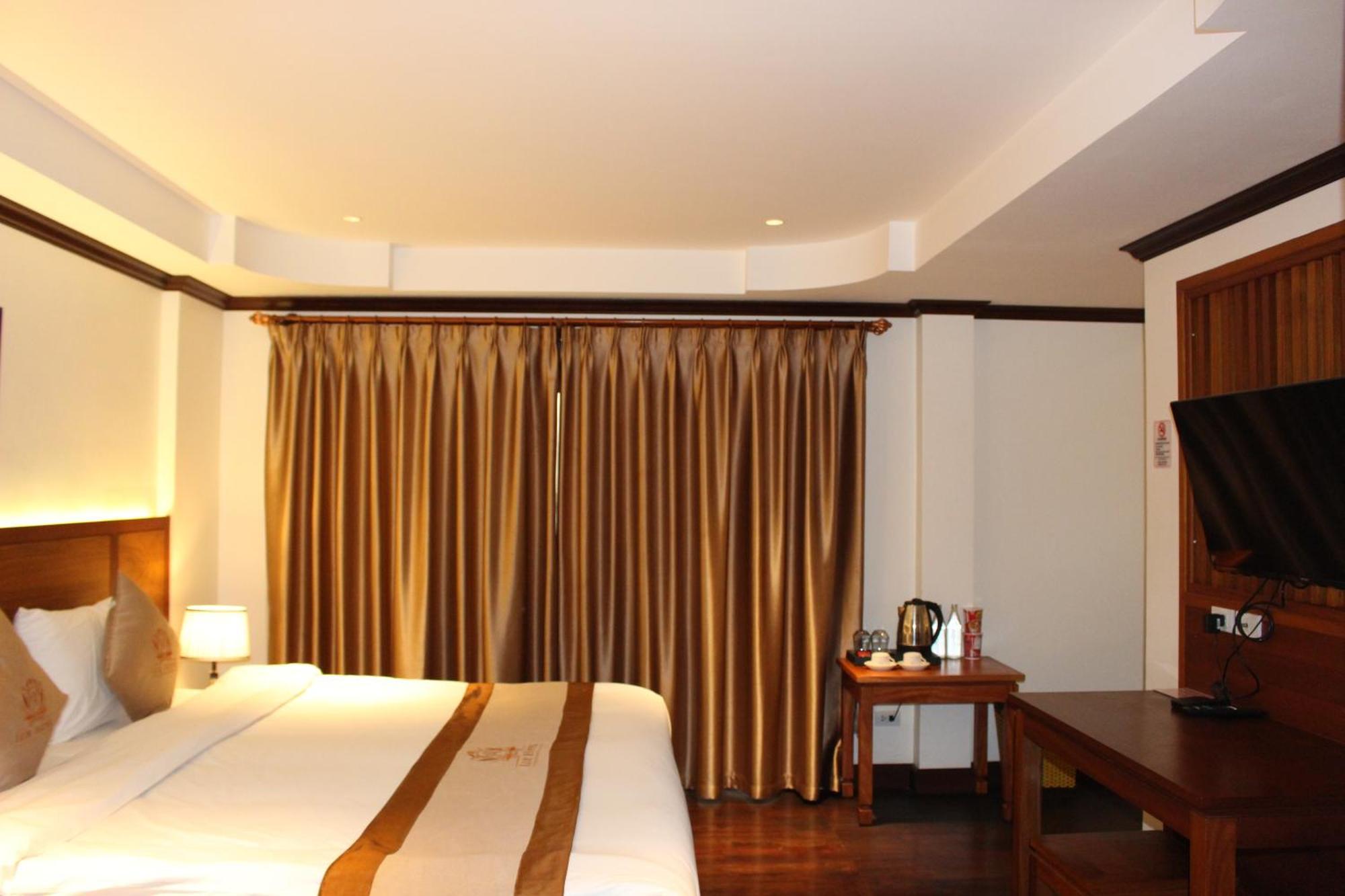 Lux Hotel Luang Prabang Exterior photo